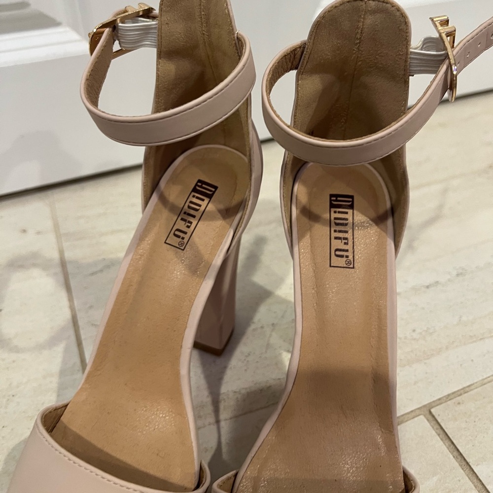 Platform Open Toed Heels - Picture 3 of 7